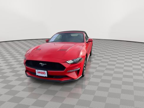 Used 2018 Ford Mustang Convertible w/ Equipment Group 101A image 4