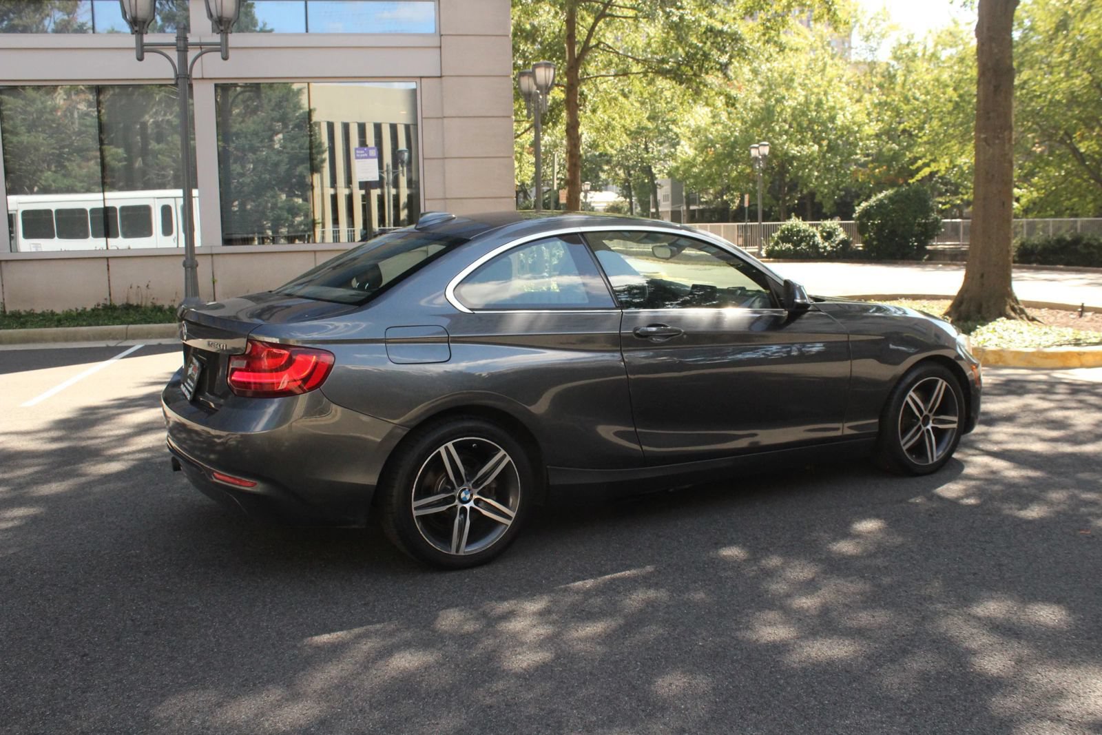 Used 2017 BMW 230i xDrive Coupe AWD/4WD image 7