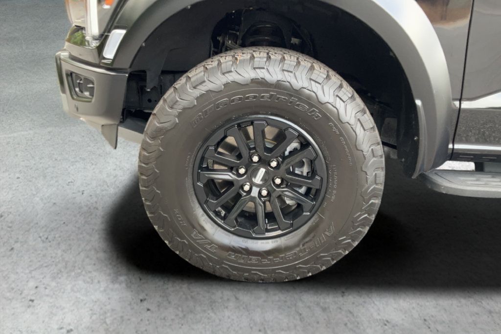 Used 2025 Ford F150 Raptor AWD/4WD image 23