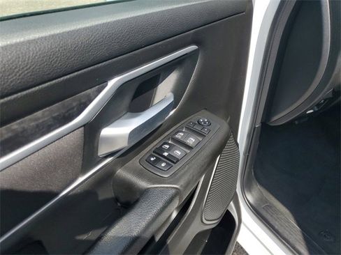 Used 2023 RAM 1500 Big Horn image 11