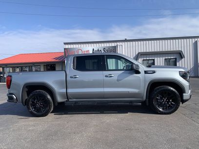 Used 2025 GMC Sierra 1500 Elevation w/ Preferred Package