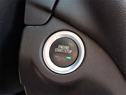 Used 2020 Chevrolet Equinox LT image 27