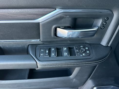 New 2026 RAM 3500 Laramie AWD/4WD image 10