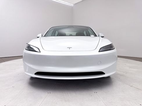 Used 2025 Tesla Model 3 Long Range RWD image 13
