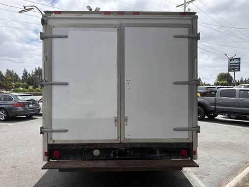 Used 2013 Ford E-350 and Econoline 350 Super Duty RWD image 7