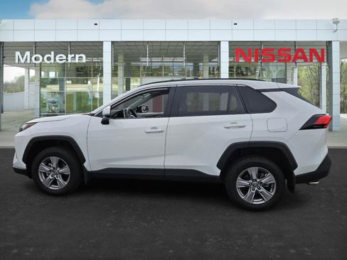 Used 2025 Toyota RAV4 XLE image 6