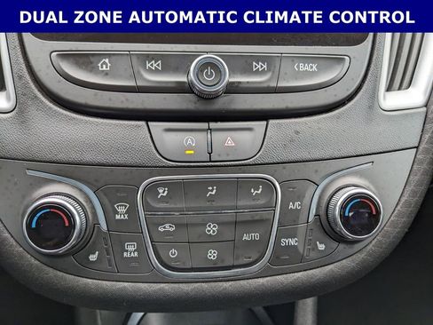 Used 2024 Chevrolet Malibu LT image 15