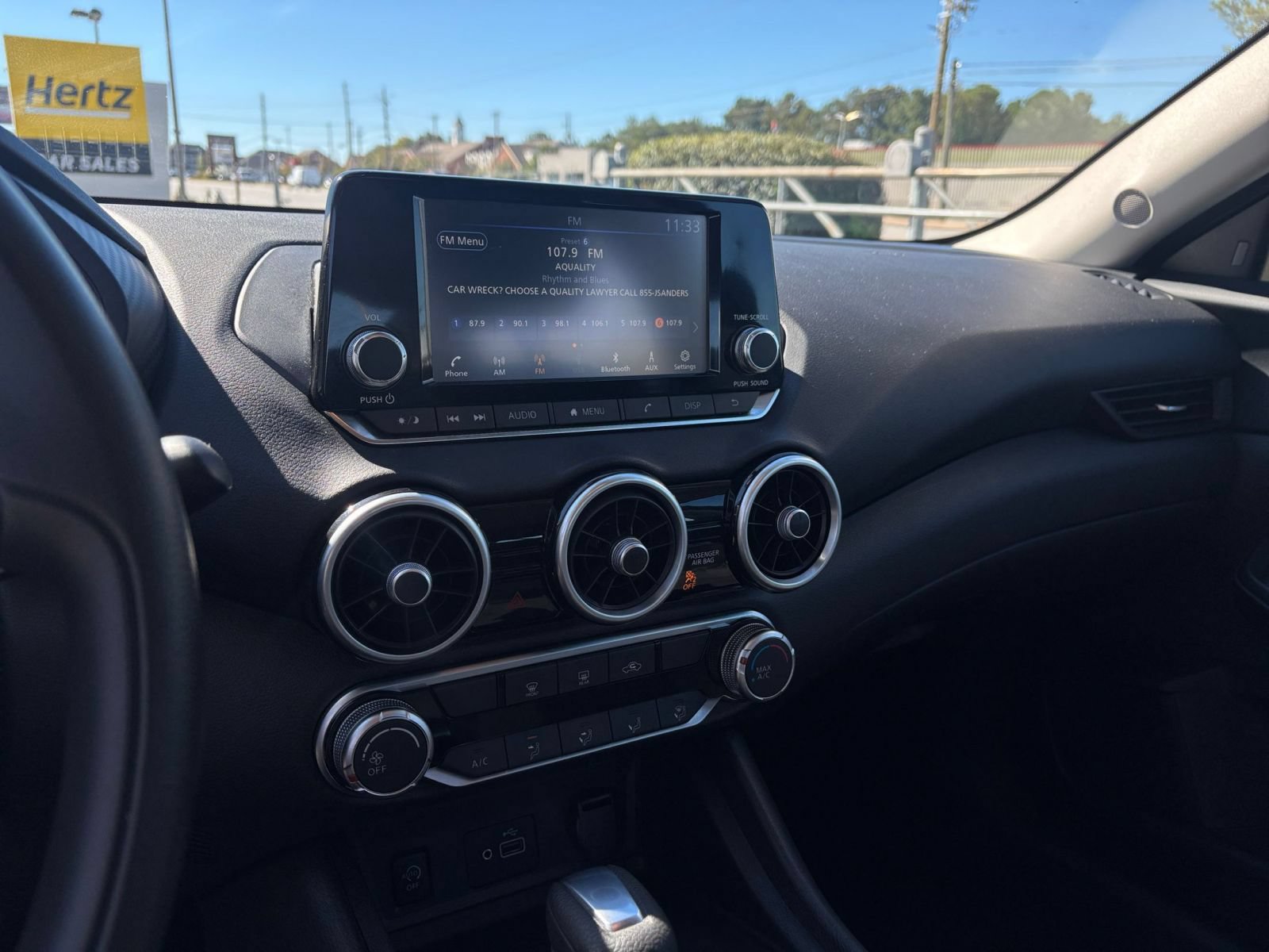 Used 2025 Nissan Sentra S FWD image 19