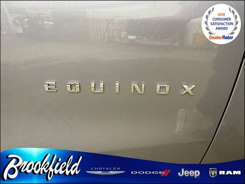 Used 2023 Chevrolet Equinox LT w/ Driver Convenience Package AWD/4WD image 10
