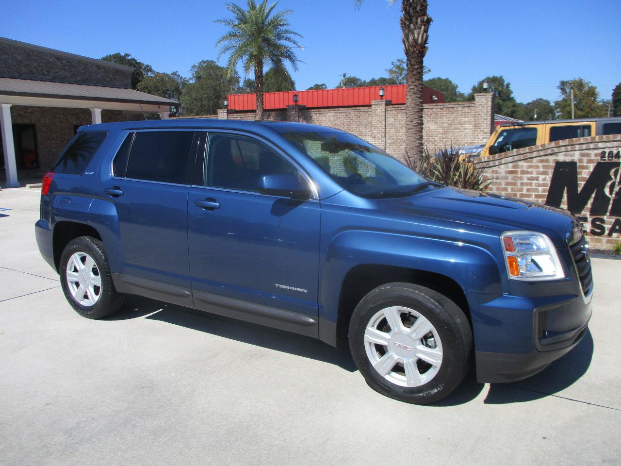 Used 2016 GMC Terrain SLE FWD image 17