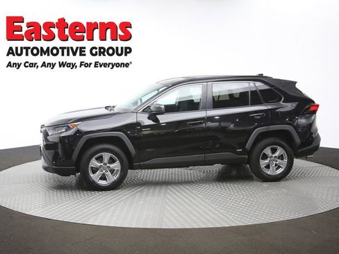 Used 2022 Toyota RAV4 LE image 58