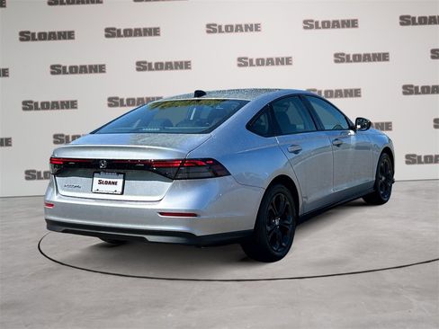 New 2025 Honda Accord SE image 5