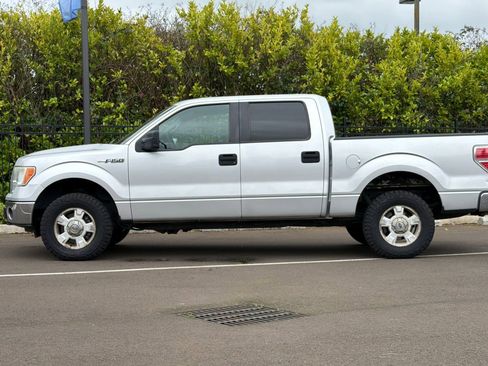 Used 2011 Ford F150 XLT w/ Trailer Tow Pkg image 7