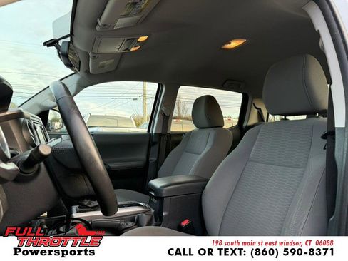 Used 2017 Toyota Tacoma SR5 image 13