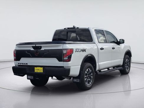 Used 2024 Nissan Titan PRO-4X w/ Pro-4x Convenience Package AWD/4WD image 8