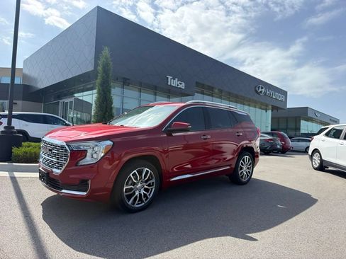 Used 2023 GMC Terrain Denali AWD/4WD image 1