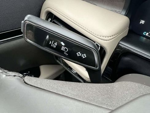 Certified 2022 Lincoln Nautilus Reserve image 32