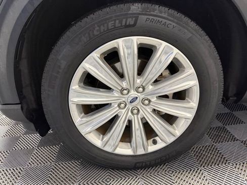 Used 2022 Ford Explorer Limited w/ Limited Technology Package image 40