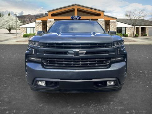 Used 2019 Chevrolet Silverado 1500 RST AWD/4WD image 2