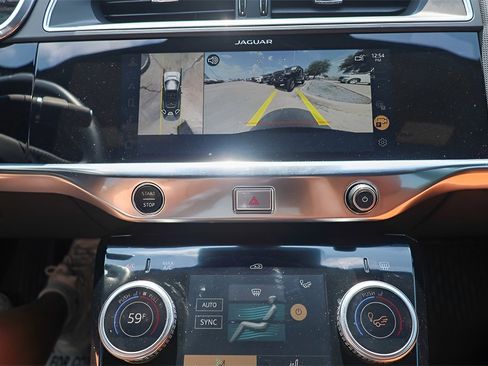 Used 2024 Jaguar I-PACE R-Dynamic HSE image 15