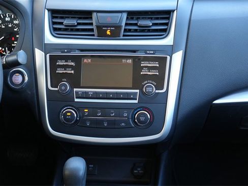 Used 2018 Nissan Altima 2.5 S w/ S Convenience Package image 19