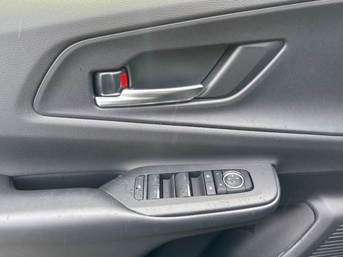 New 2026 Toyota Prius Plug-In Hybrid image 13