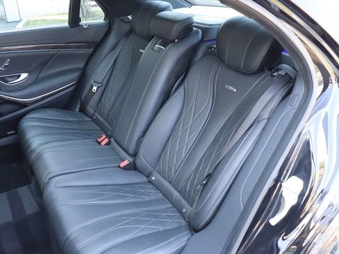 Used 2015 Mercedes-Benz S 63 AMG 4MATIC Sedan w/ Driver Assistance Package image 55