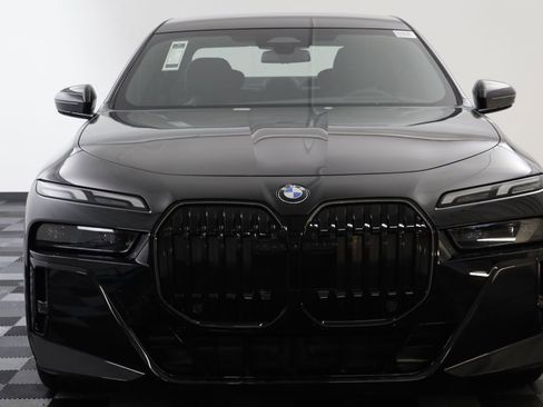New 2026 BMW 740i xDrive w/ Premium Package AWD/4WD image 24