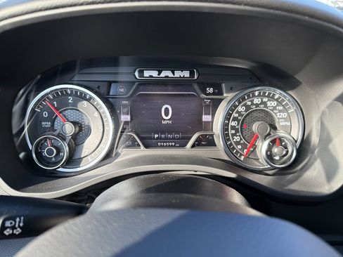 Used 2022 RAM 1500 Big Horn AWD/4WD image 23