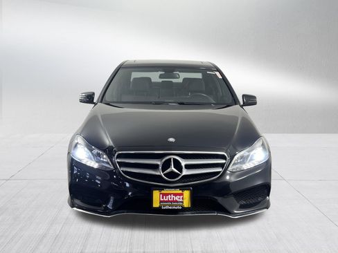 Used 2016 Mercedes-Benz E 350 4MATIC Sedan image 2