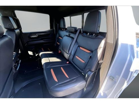 Used 2023 GMC Sierra 1500 AT4 w/ Technology Package image 20