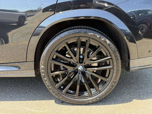 Used 2024 BMW X6 xDrive40i AWD/4WD image 13