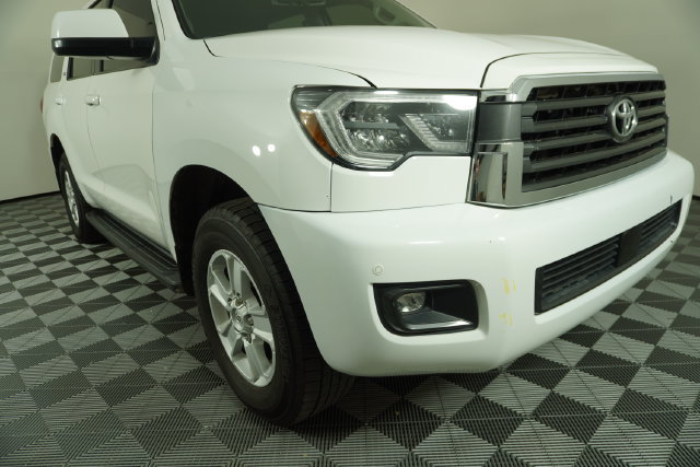 Used 2019 Toyota Sequoia SR5 AWD/4WD image 10