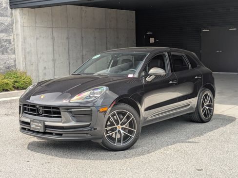 Certified 2023 Porsche Macan Turbo AWD/4WD image 1