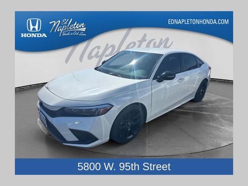Used 2023 Honda Civic Sport image 1