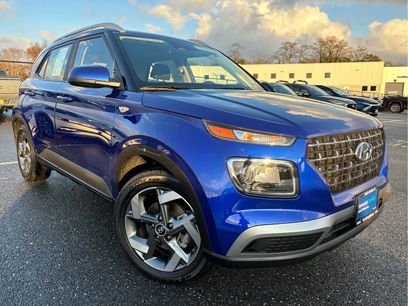 Certified 2023 Hyundai Venue SEL w/ Cargo Package