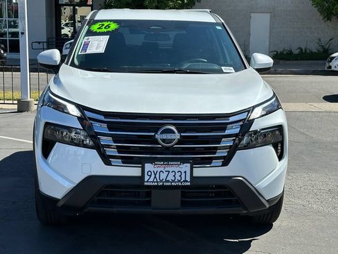 Used 2026 Nissan Rogue SV FWD image 12