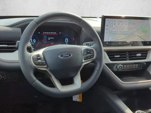 New 2026 Ford Explorer Active w/ Active Comfort Package image 18