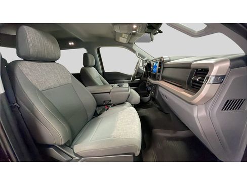 Used 2024 Ford F450 XLT w/ FX4 Off-Road Package AWD/4WD image 17