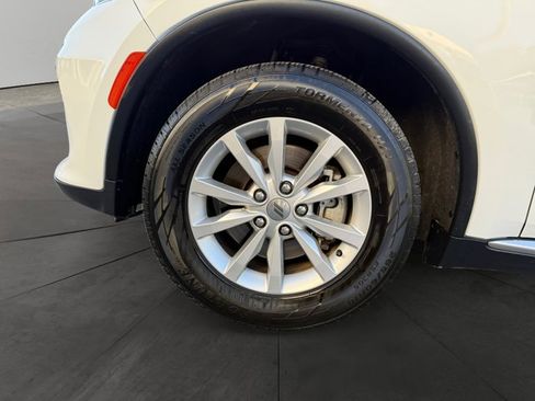 Used 2022 Dodge Durango SXT AWD/4WD image 9