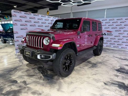 Used 2021 Jeep Wrangler Unlimited Sahara w/ Cold Weather Group AWD/4WD image 2