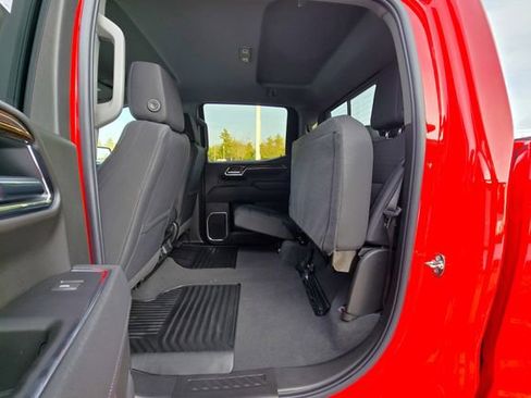 New 2026 GMC Sierra 1500 SLE w/ X31 Off-Road Package AWD/4WD image 16