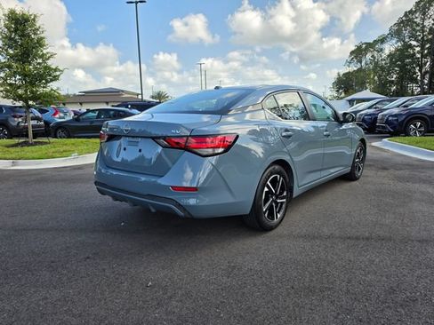 Used 2024 Nissan Sentra SV FWD image 10