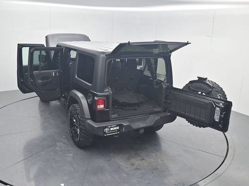 Used 2021 Jeep Wrangler Unlimited Sport AWD/4WD image 66