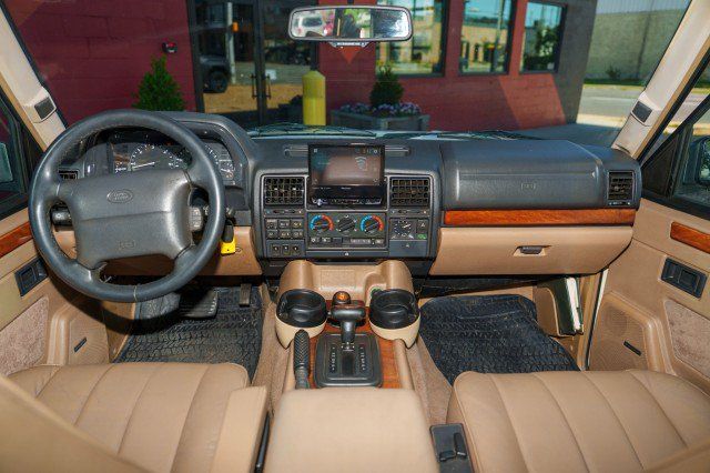 Used 1995 Land Rover Range Rover Classic AWD/4WD image 10