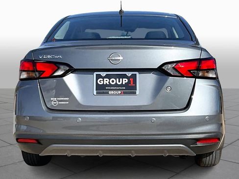 Used 2025 Nissan Versa S w/ Trunk Package image 4