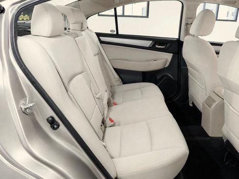 Used 2015 Subaru Legacy 2.5i Premium AWD/4WD image 21