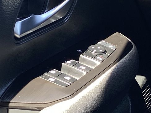 Certified 2026 Nissan Kicks SV FWD image 27
