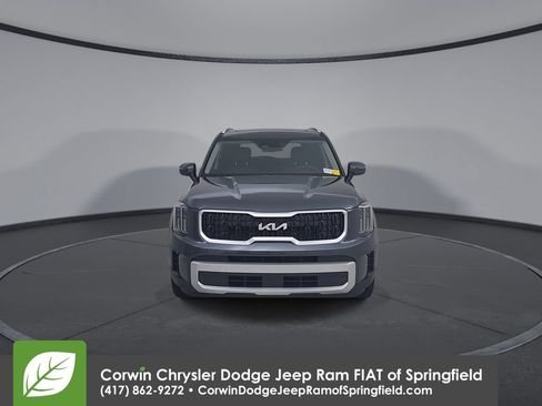Used 2024 Kia Telluride EX w/ EX Captain's Chair Package FWD image 5