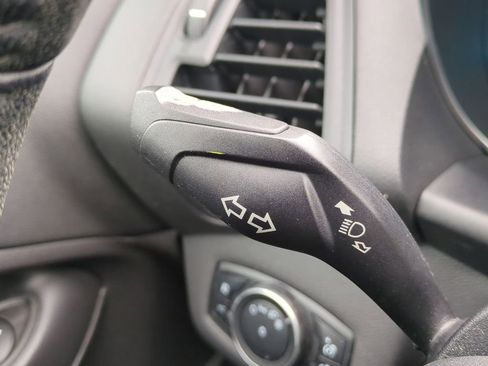 Used 2017 Ford Escape SE w/ Equipment Group 201A image 30